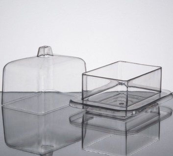 EaMaSy Party 3 oz. Clear Rectangular Tray with Lid